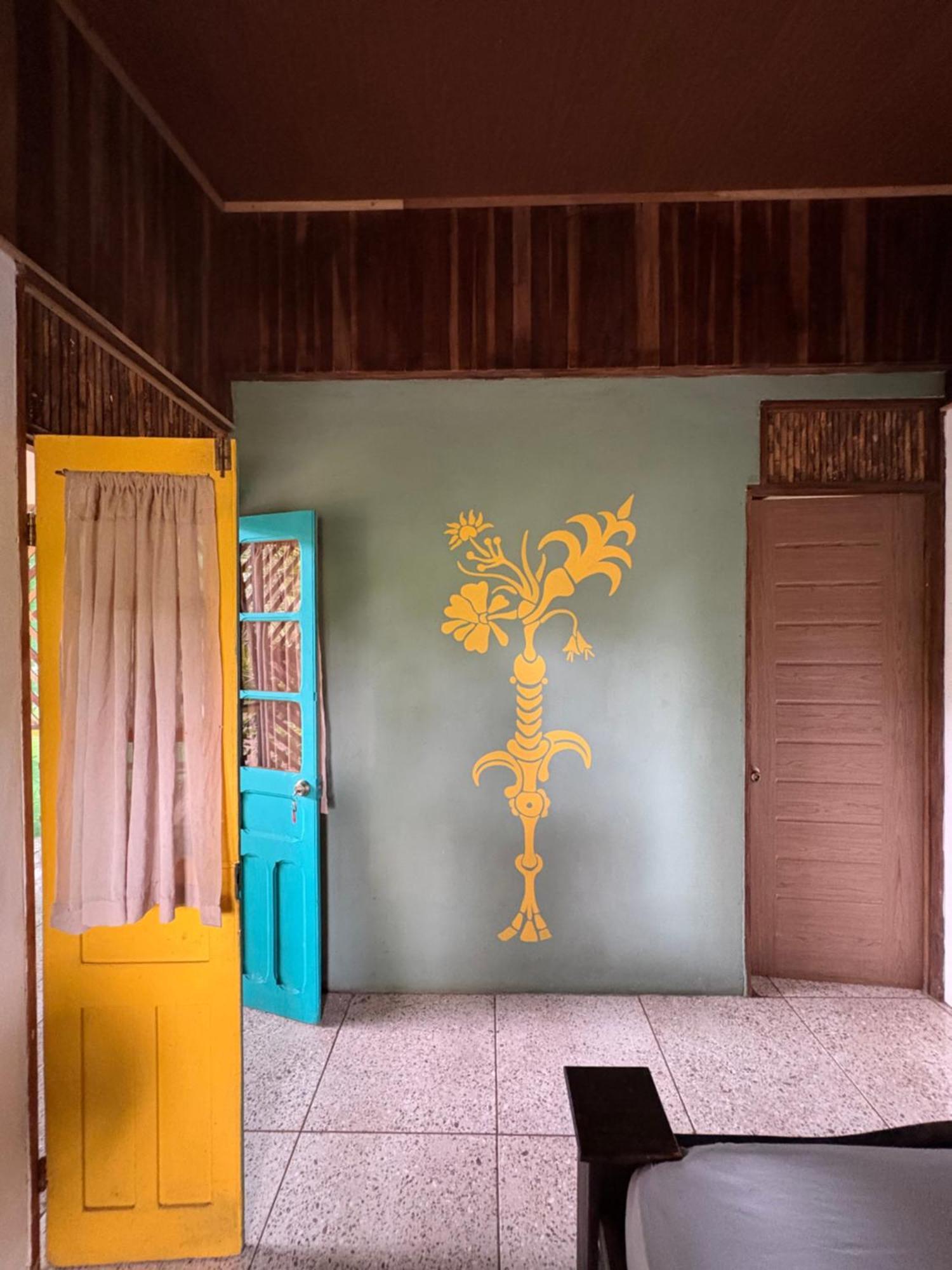 ホテル Organico Punta Riel カウイータ エクステリア 写真